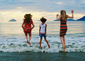 Family community tours - Your own beach!