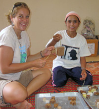 Southern Thailand Andaman tourism - interactive handicraft demonstration