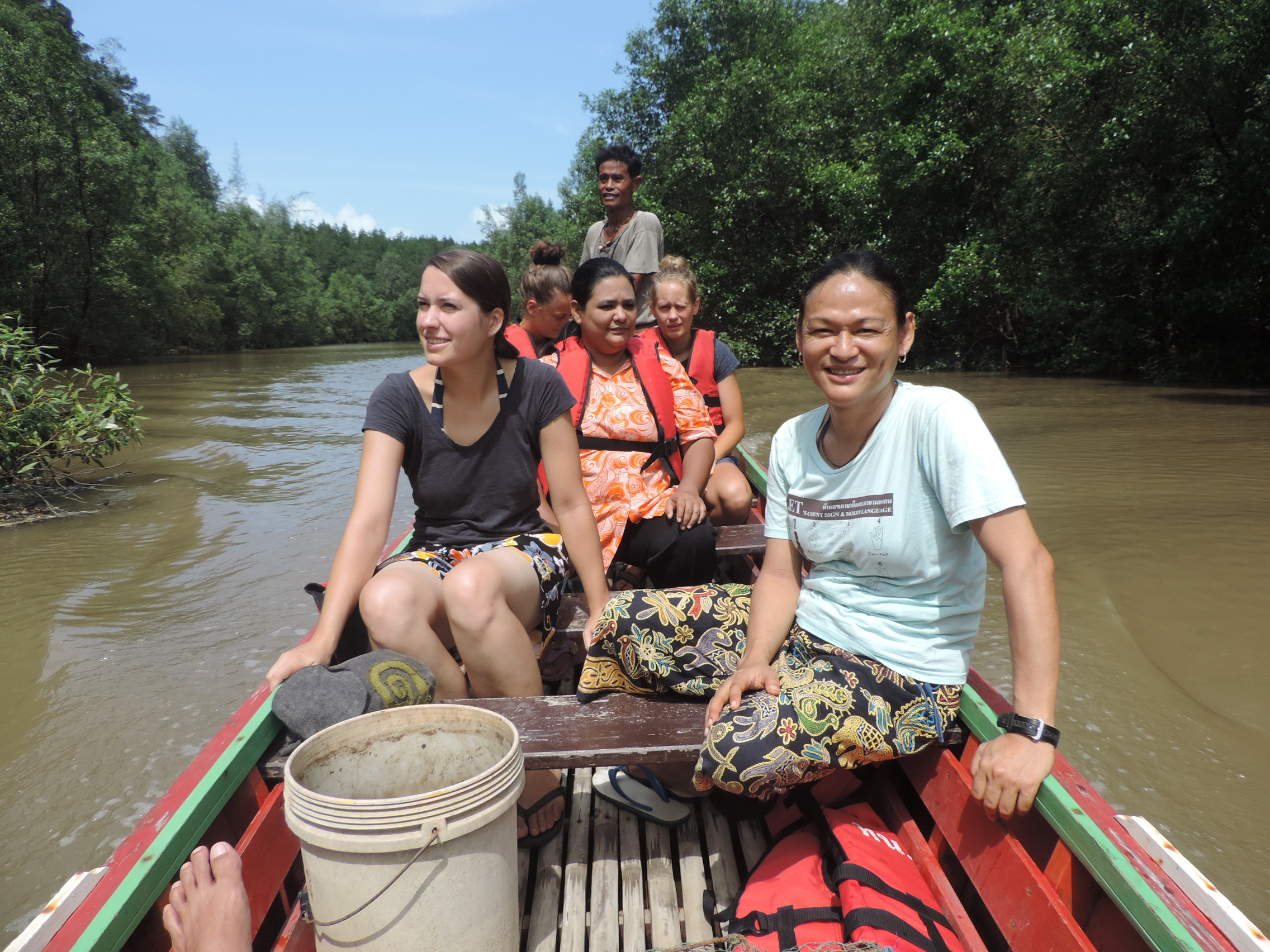 Crabbing & crafts: A Thai Homestay Experience